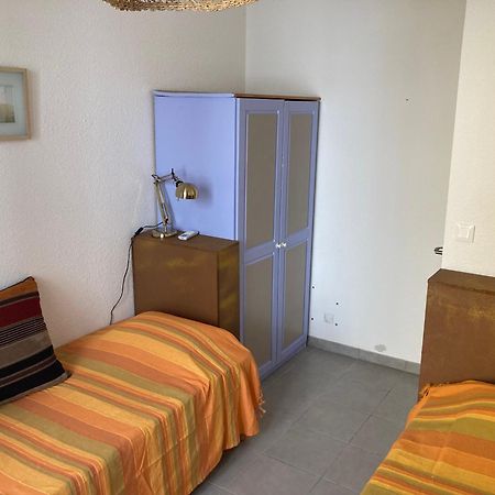 Les Toits De Marseillan Apartment Room photo
