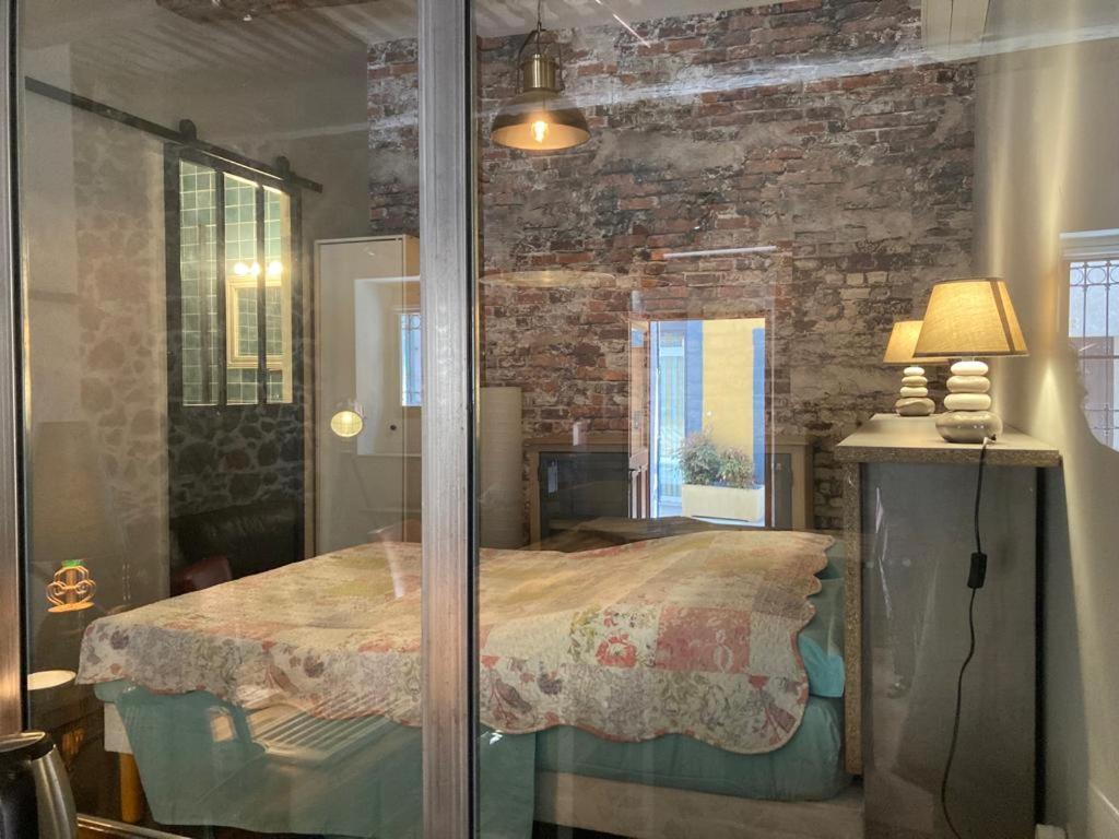 Les Toits De Marseillan Apartment Room photo