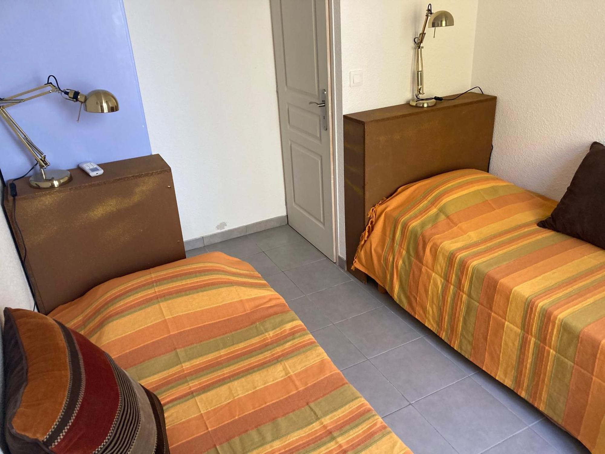 Les Toits De Marseillan Apartment Room photo